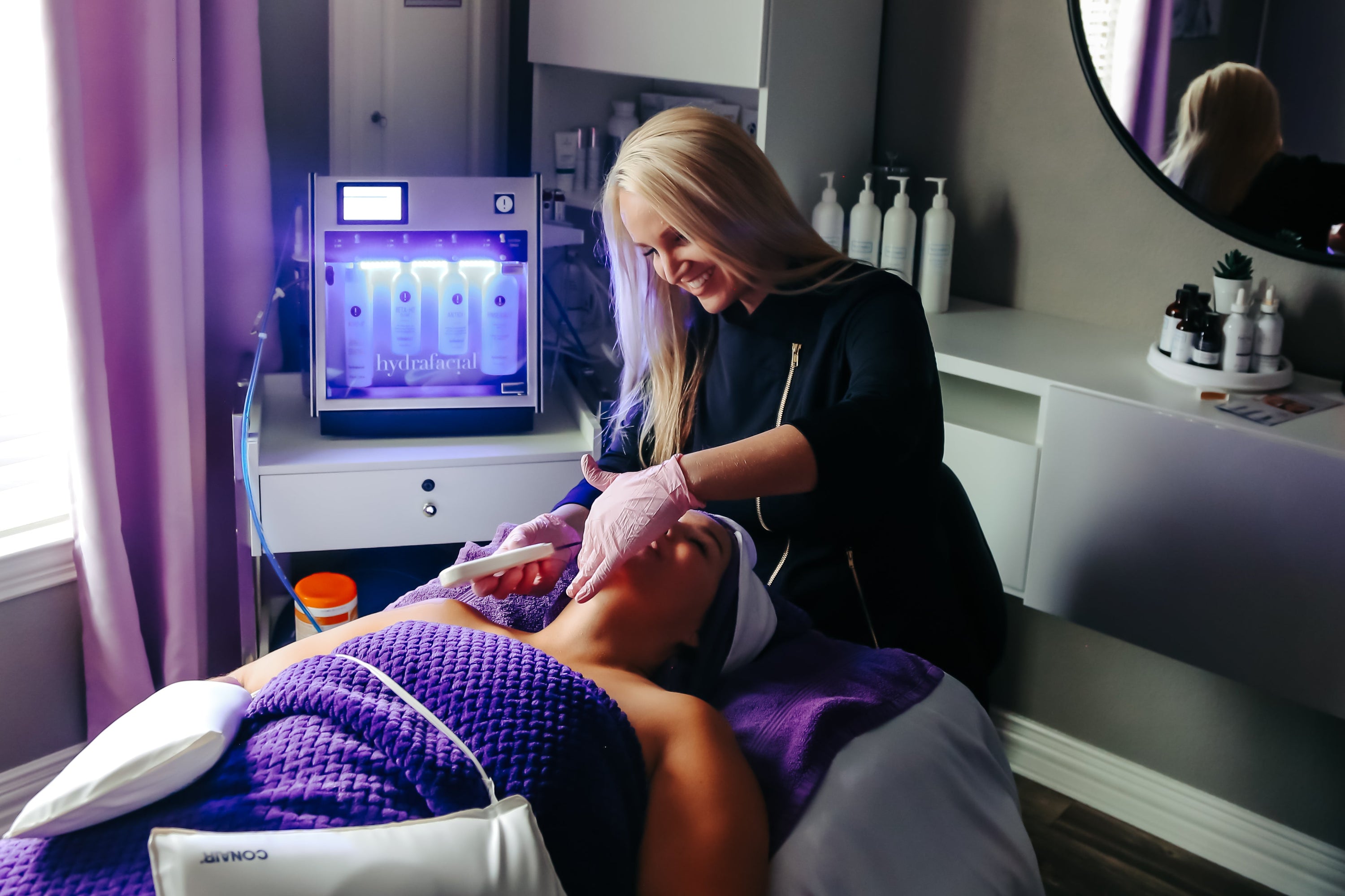 Glow Like Never Before: Signature HydraFacial with Circadia Pro-Tec Booster for Ultimate Skin Rejuvenation